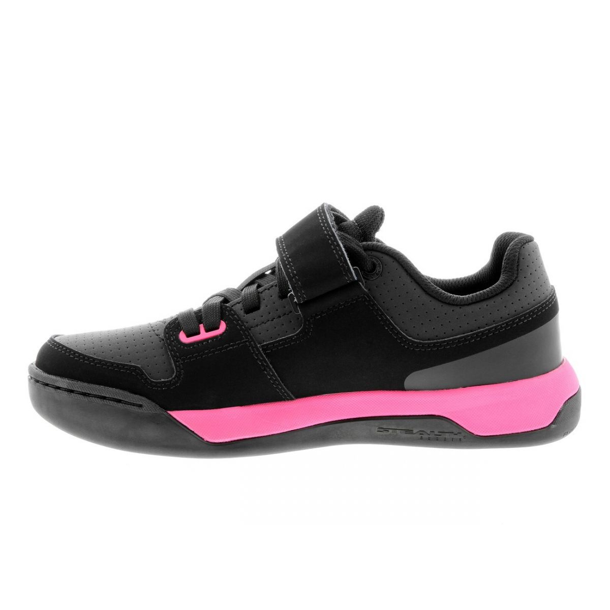 Zapatillas para pedal automático de mujer de color negro y rosa | Five ten Hellcat