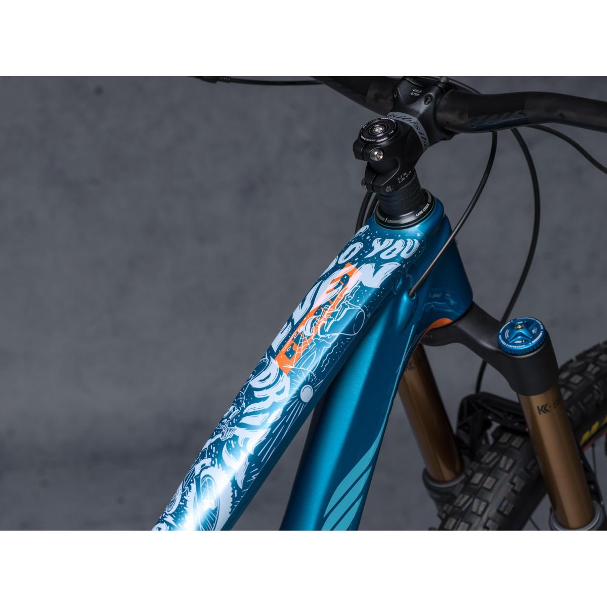 Protector de Cuadro DYED BRO | FLUOR BLACK