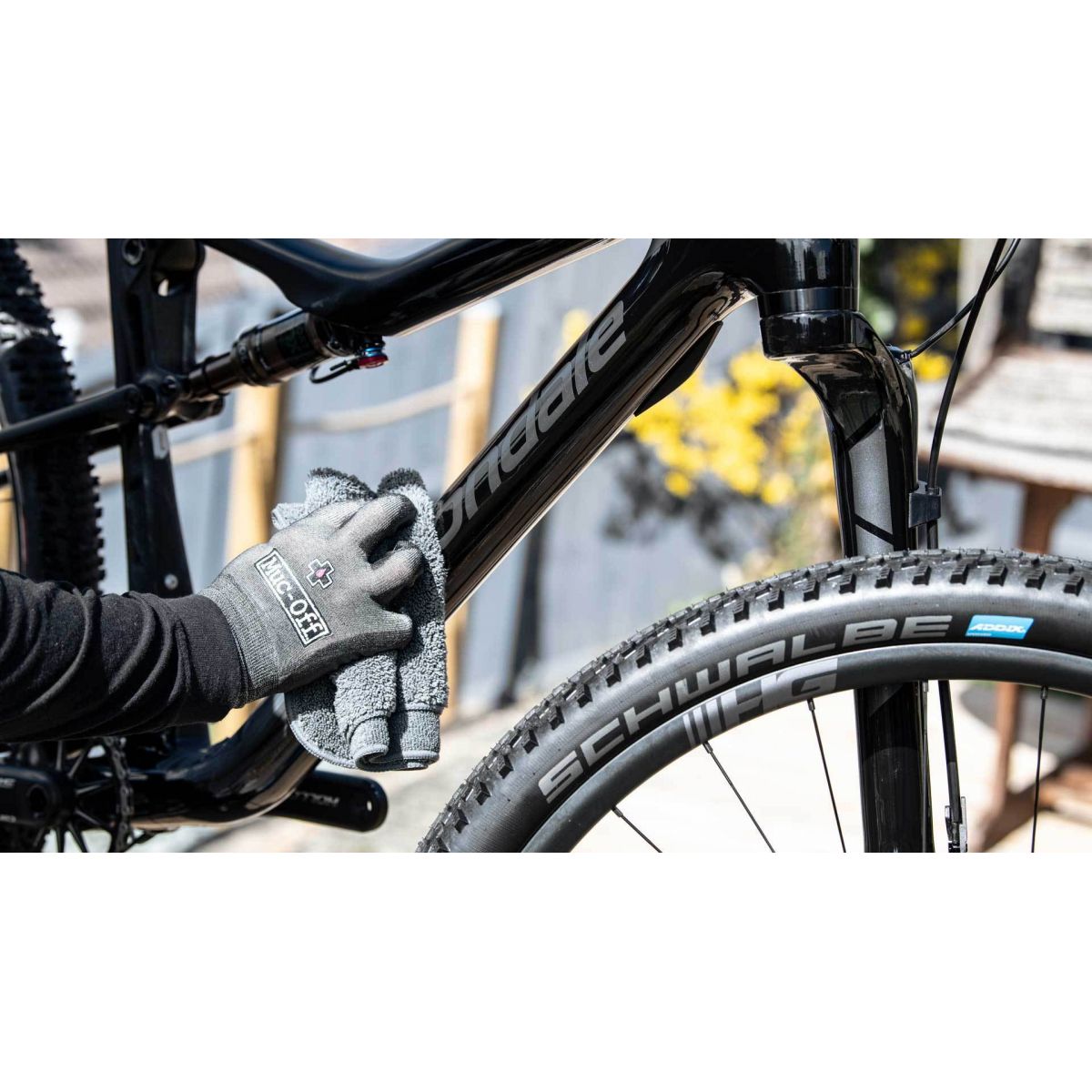 Comprar productos Muc-Off en The Bike Village tienda de bicis online española