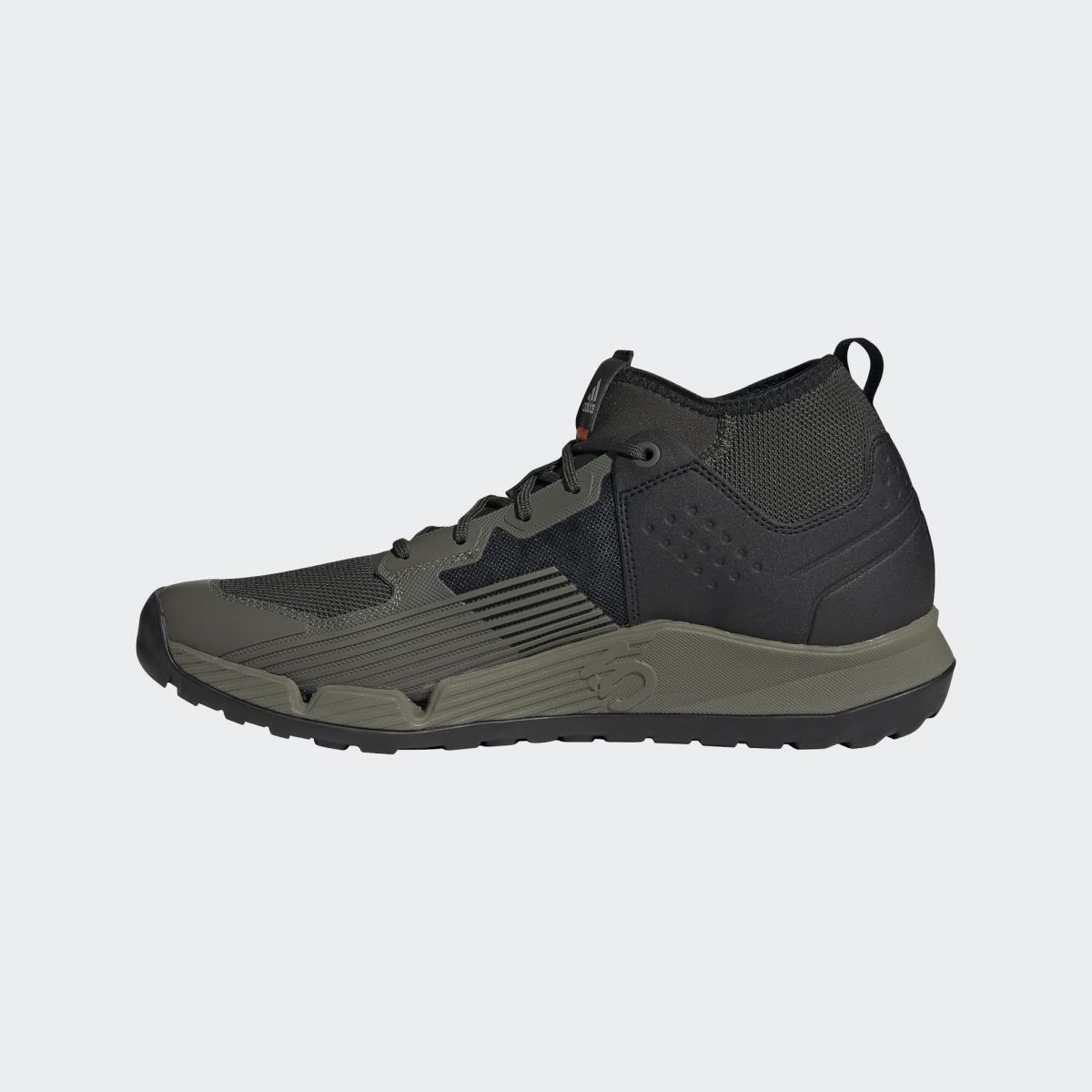 Zapatillas para pedales de plataforma de enduro mtb FIVE TEN Trail Cross XT en color verde de bota alta | cicloalpinismo
