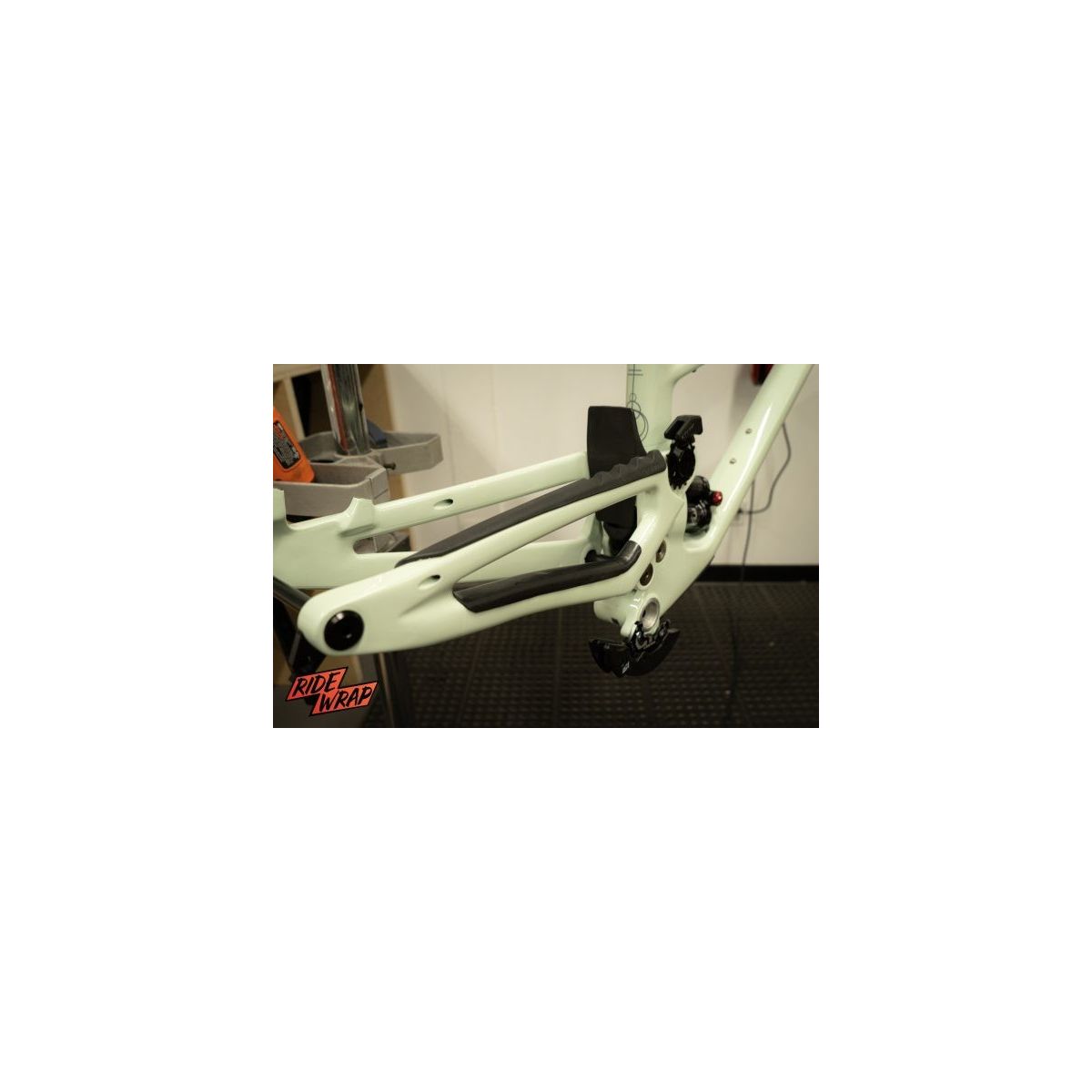 Protector de vainas Ride Wrap de goma en rollo de 5x100cm