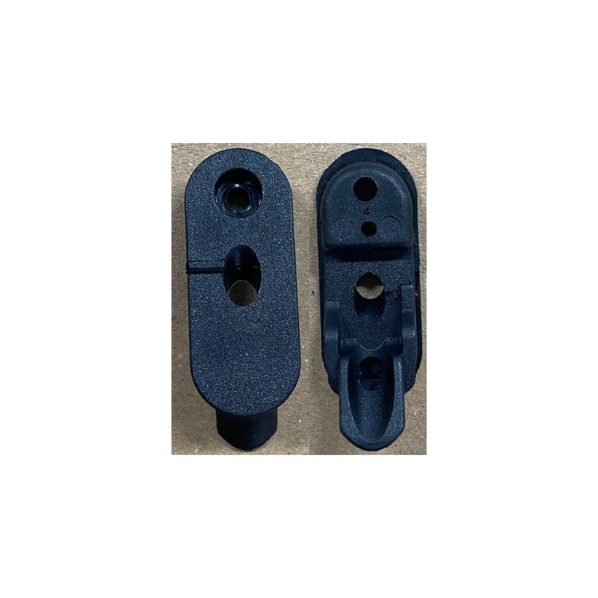 1476-PLUG-0006 tapa cables cuadro Giant 2021/2022