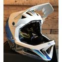 Casco enduro Integral Troy Lee Designs Stage Mips NOVA 2022 | blanco azul | maresme | barcelona | the bike village