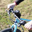 Remolcador de bicicletas Trax MTB Pro en el manillar