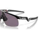 lateral de las Gafas de sol junior Oakley Resistor para niños negro pulido Prizm gris