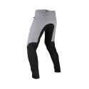trasera de los Pantalones largos de mtb descenso y enduro  Leatt Gravity 4.0 Titanium enduro / descenso | LB502303665
