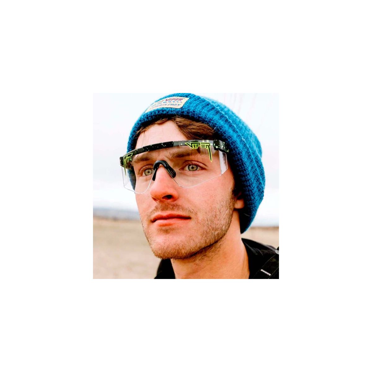 Gafas Pit Viper 2000s The Cosmos Night shade lente transparente puestas en persona