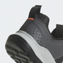 talon reforzado de las Zapatillas de mtb enduro para pedal de plataforma Five Ten TrailCross XT negro/gris  | GW9432