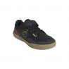 ZAPATILLAS HELLCAT
COLOR CORE BLACK/CORE BLACK/RED