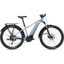 Bicicleta eléctrica Liv Tempt E+ EX 2023 con guardabarros, luces, caballete de cicloturismo y portabultos