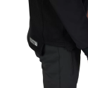 detalle de la Camiseta / Sudadera técnica con capucha Fox Defend Thermal invierno 31480-001 color negro paravientos