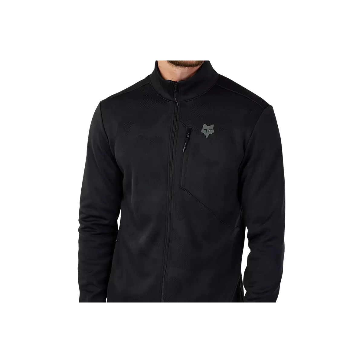 detalle del pecho de la Chaqueta Fox Ranger Mid-layer para bicicleta MTB o EBIKE para días de frío en color negro 31487-001