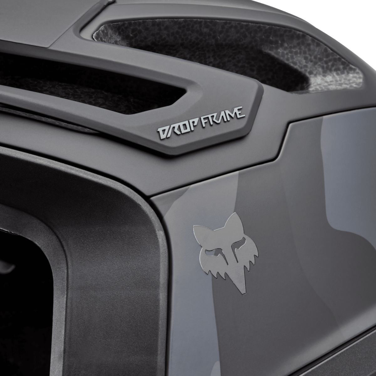 logo fox del Casco de enduro Fox Dropframe Pro camuflaje negro y gris 31454-247