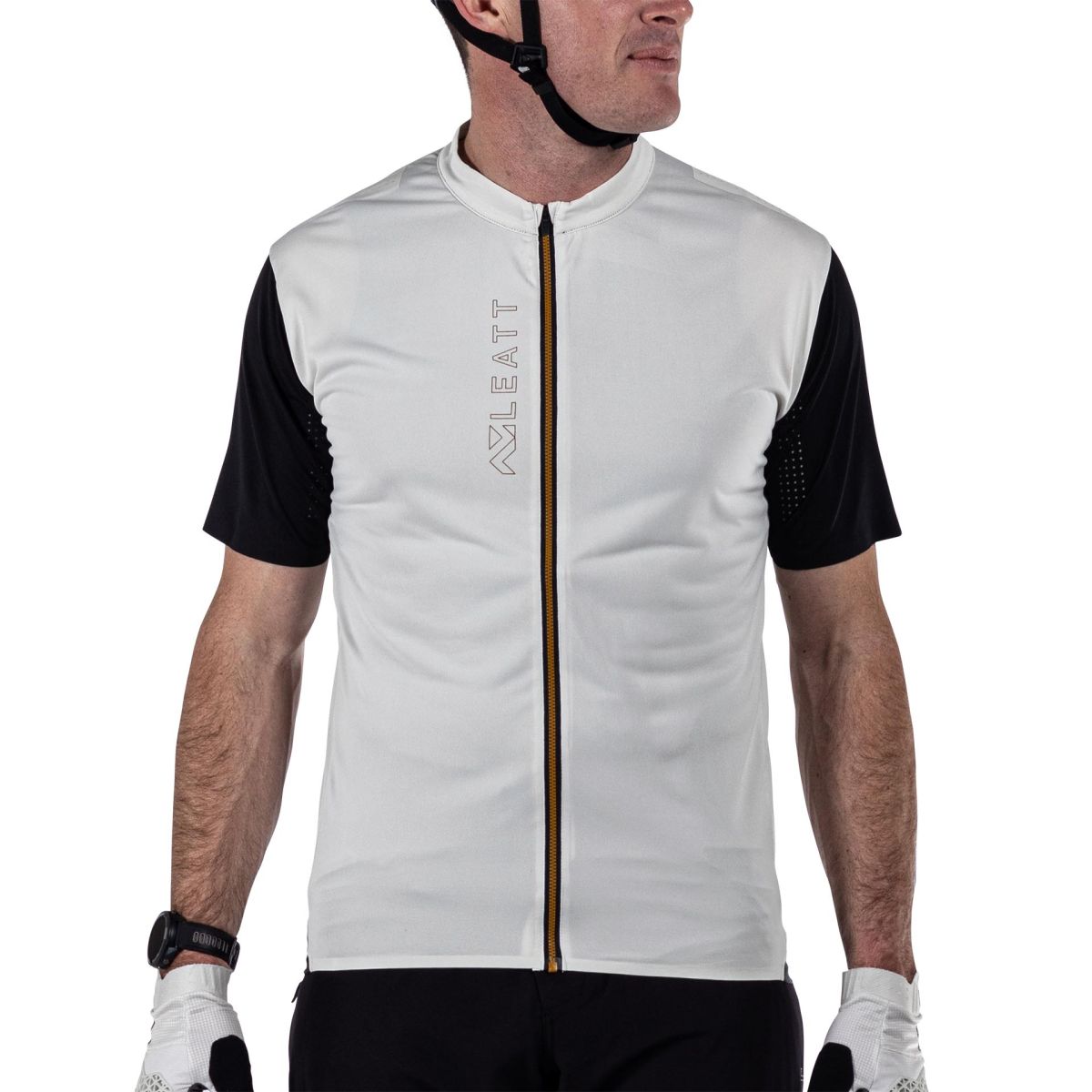 Maillot de manga corta Leatt MTB Trail 3.0 con cremallera en color crema para gravel y mtb