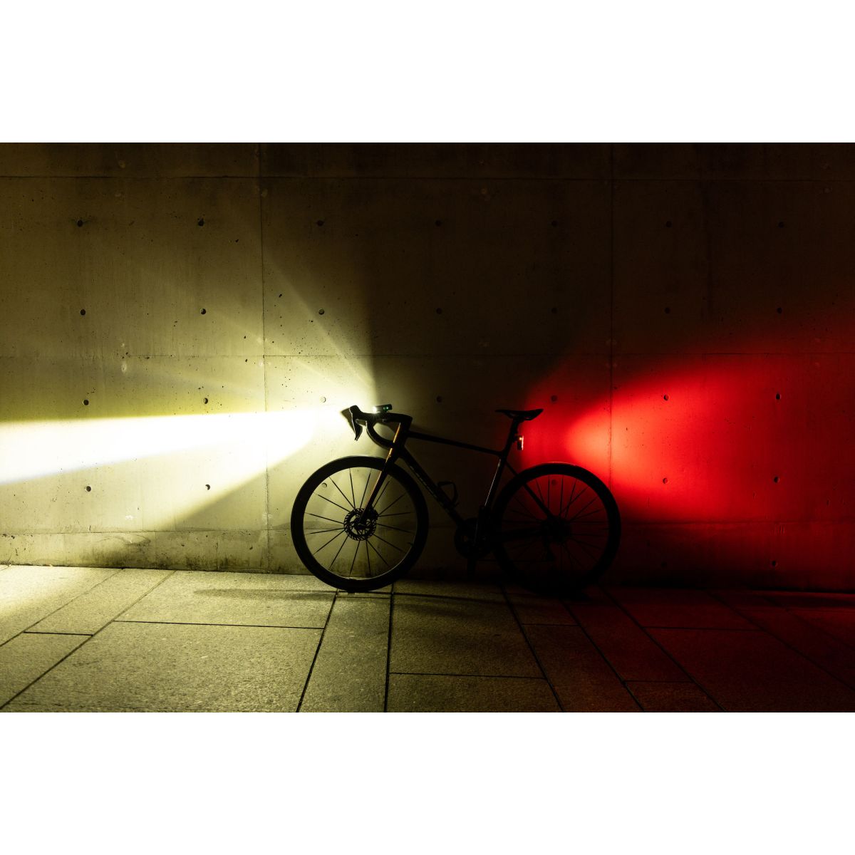 Luz delantera Giant Recon HL 1200 de Led