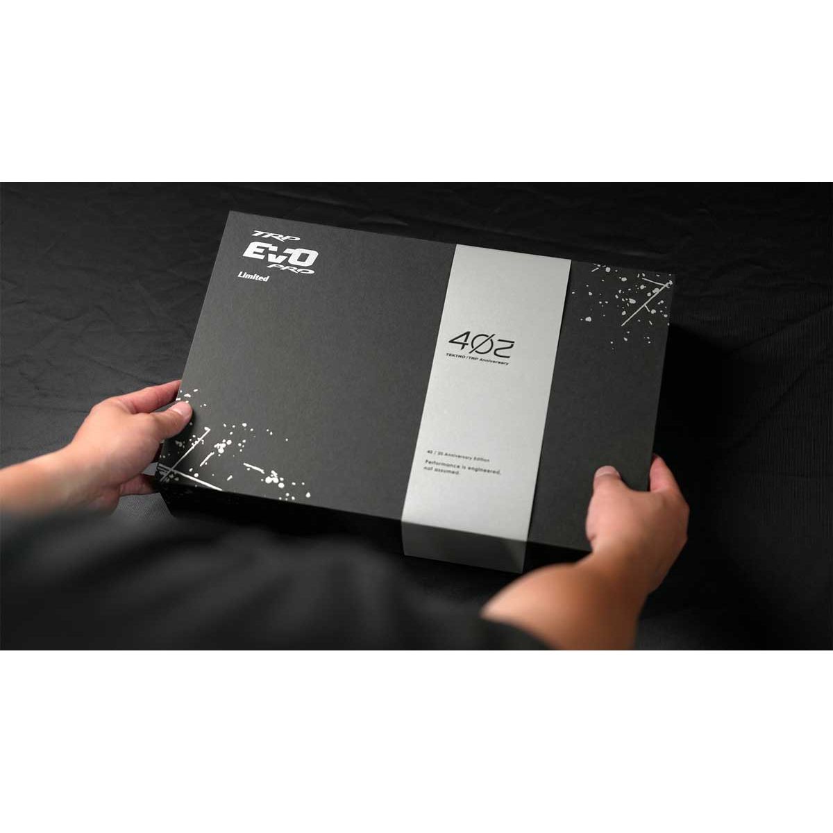 caja Kit de frenos TRP EVO Pro Limited Edition 4 Pistones