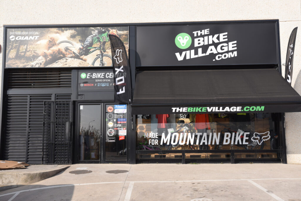 Imágen de la tienda física de The Bike Village