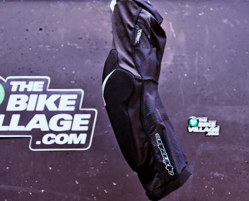 Rodillera Alpinestars Paragon Plus en The Bike Village Bike Shop