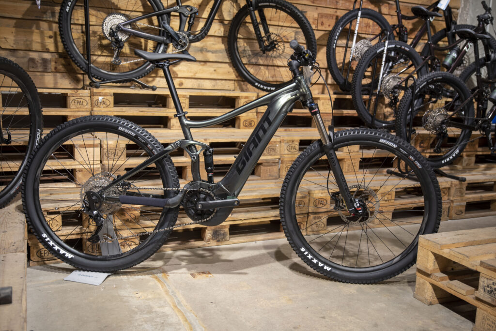 Bicicleta eléctrica Giant Stance E+2 2021